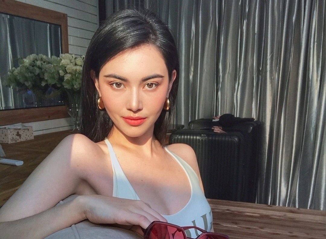 Ly do Mai Davika bi chi trich du doi hinh anh