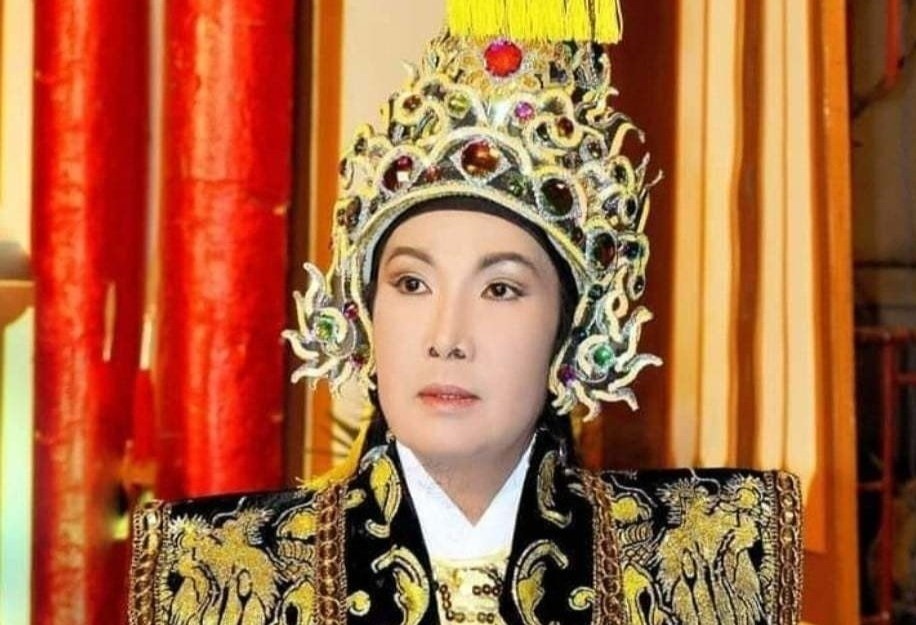 Ly do Vu Linh la 'ong hoang cai luong' hinh anh