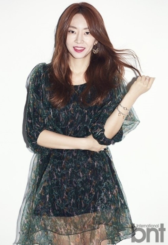 MC Han noi tuc anh 1