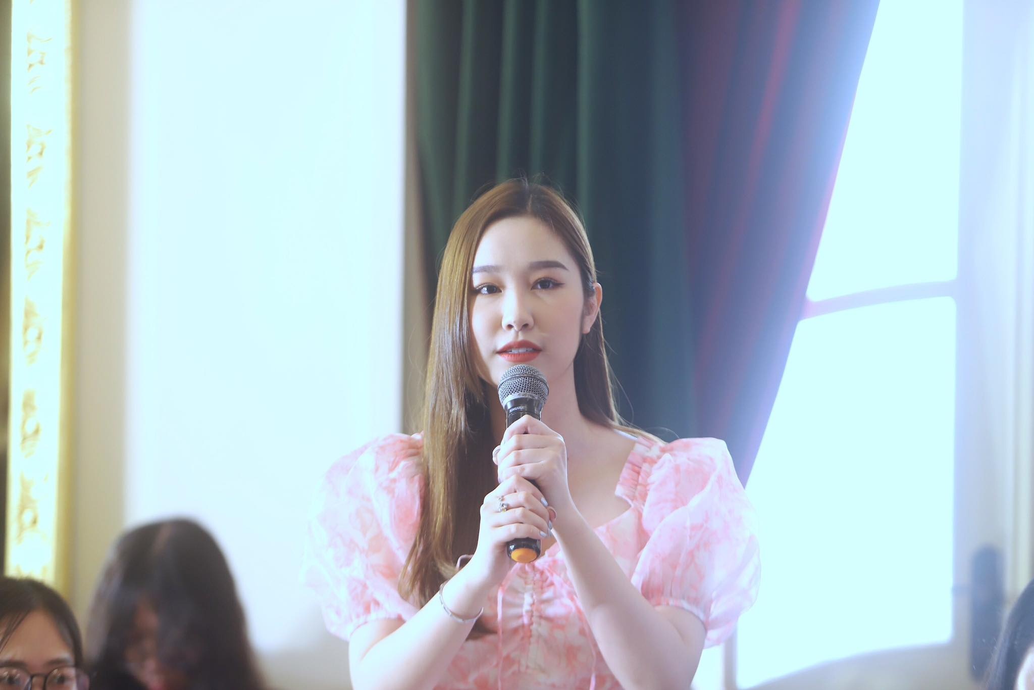 cam song nghe si anh 2