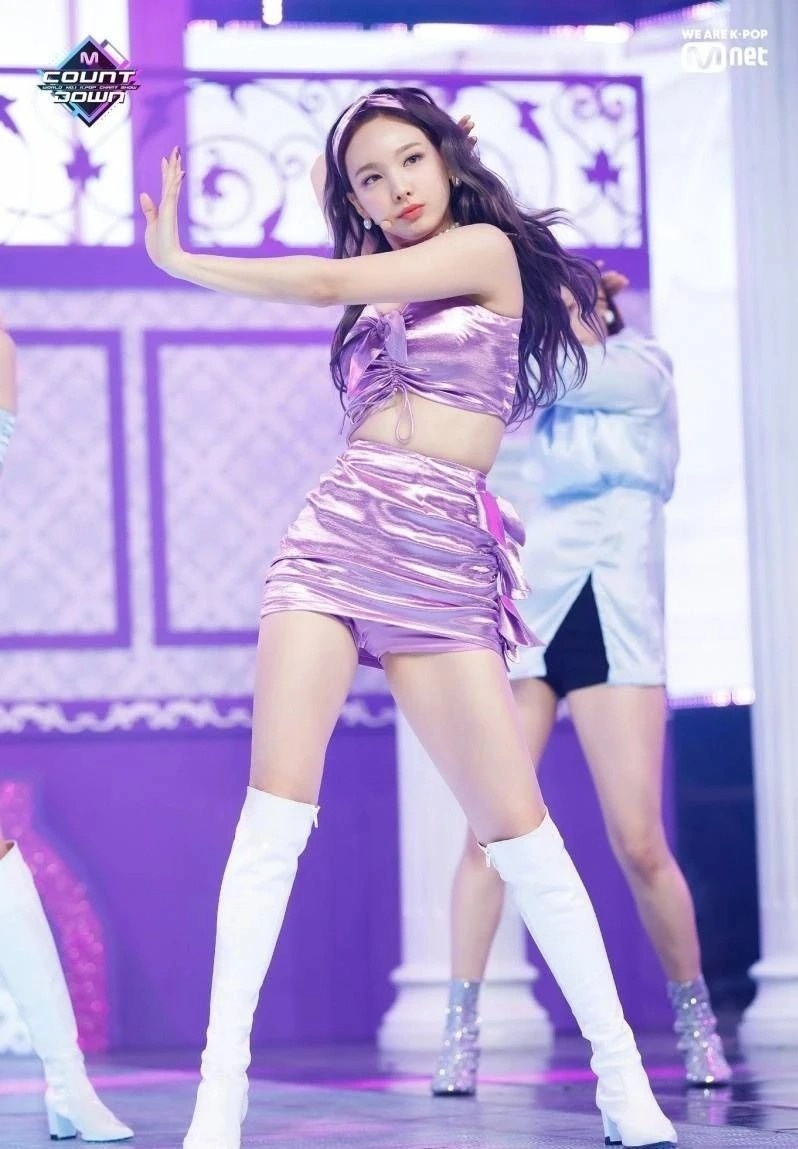 Nayeon co bung anh 18