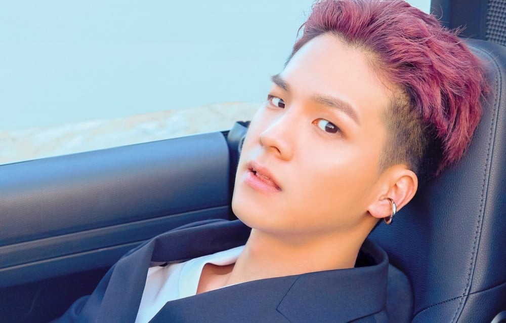 Nam ca si Han bi duoi khoi cong ty vi chui the va hut thuoc hinh anh