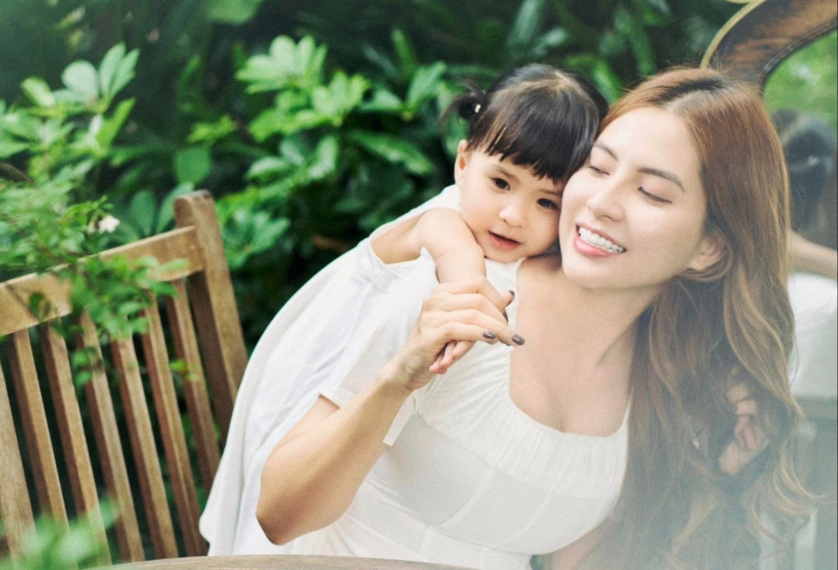 Con gai 2 tuoi cua Thien An va Jack hinh anh