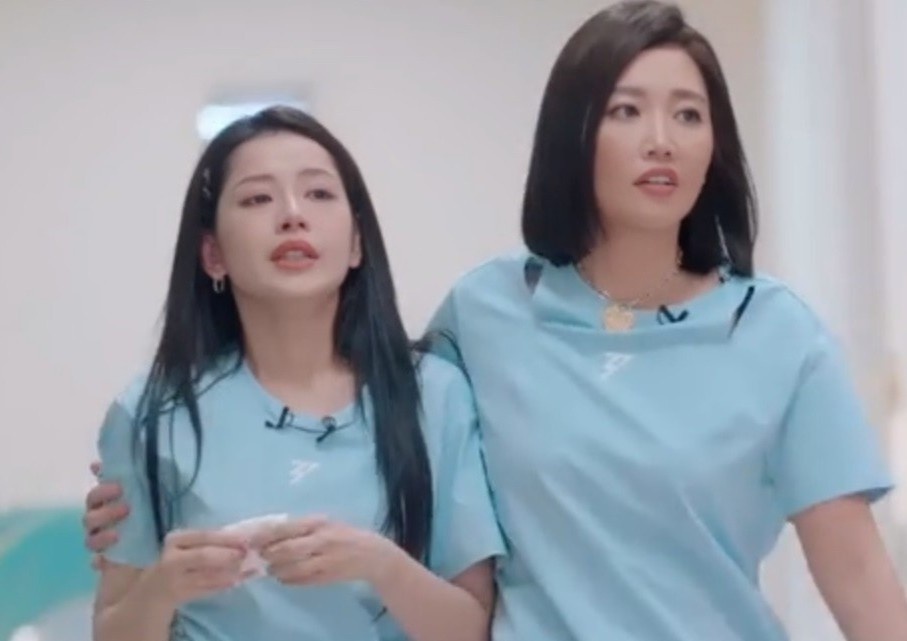 Chi Pu bat khoc, bi xep hang thap o Dap gio 2023 hinh anh