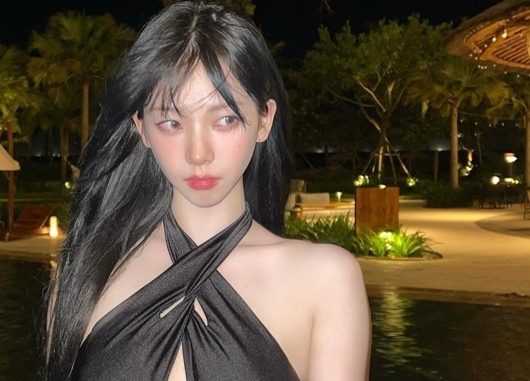 Taeyang an pho, Karina khoe dang dep khi toi Viet Nam hinh anh