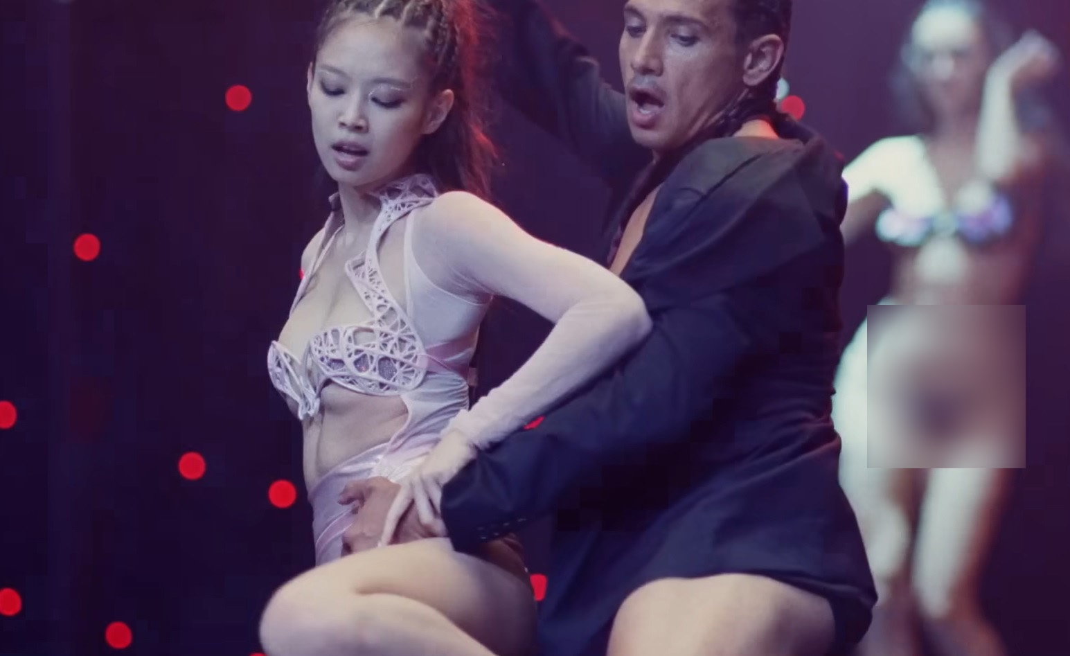 Jennie The Idol anh 1