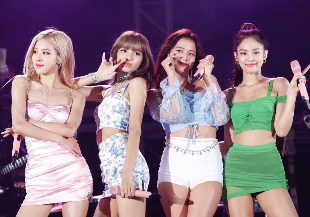 Show Kpop e am, thua lo va tranh cai truoc ngay BlackPink toi Ha Noi hinh anh