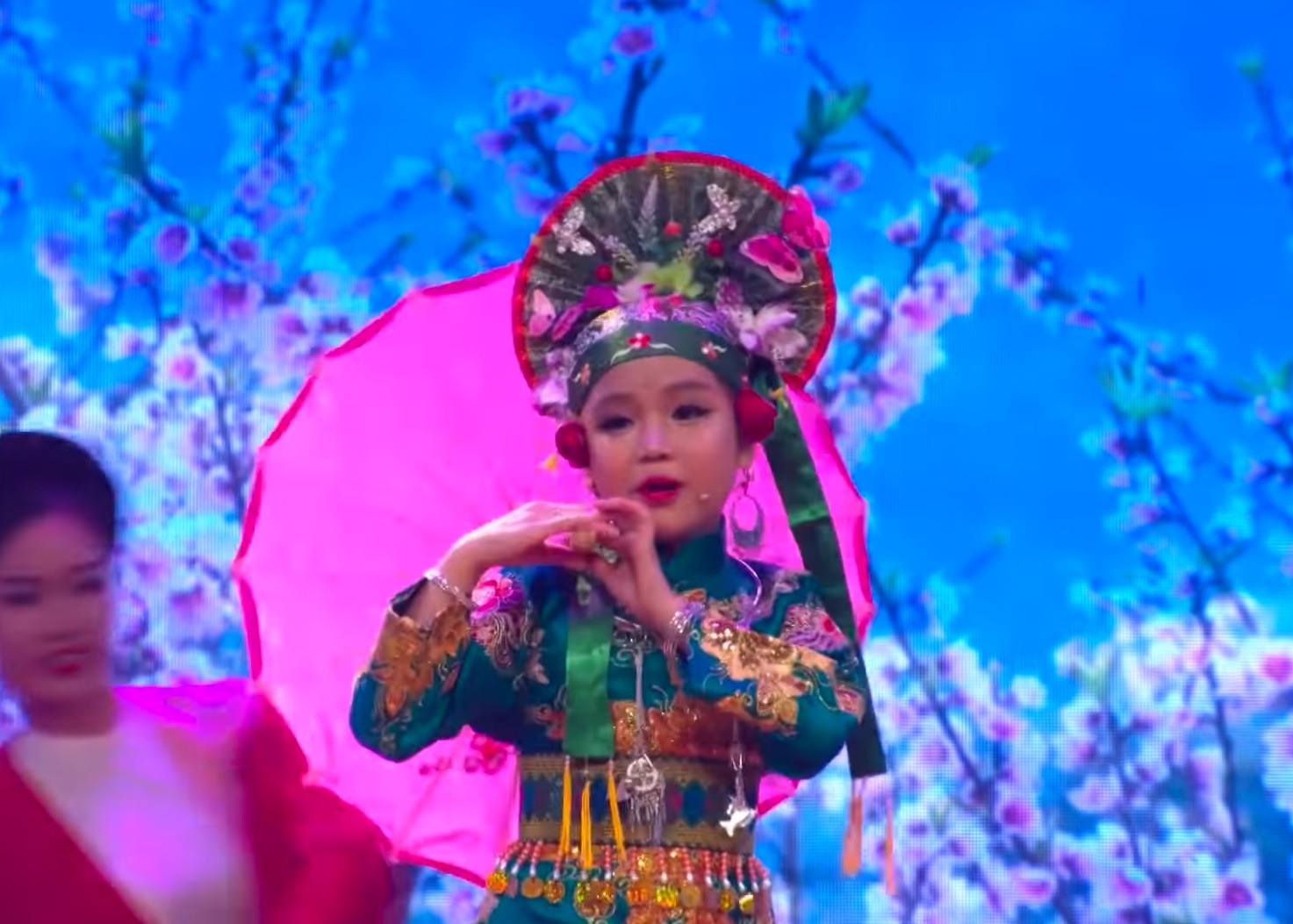 Tu Thanh qua doi anh 4