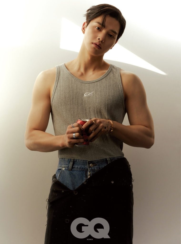 Song Kang khỏa thân ảnh 7 Song Kang khoa than anh 7