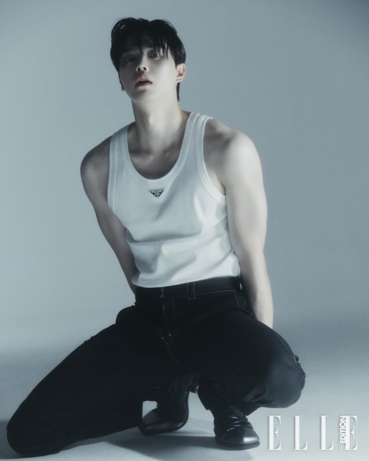 Song Kang khỏa thân ảnh 4 Song Kang khoa than anh 4