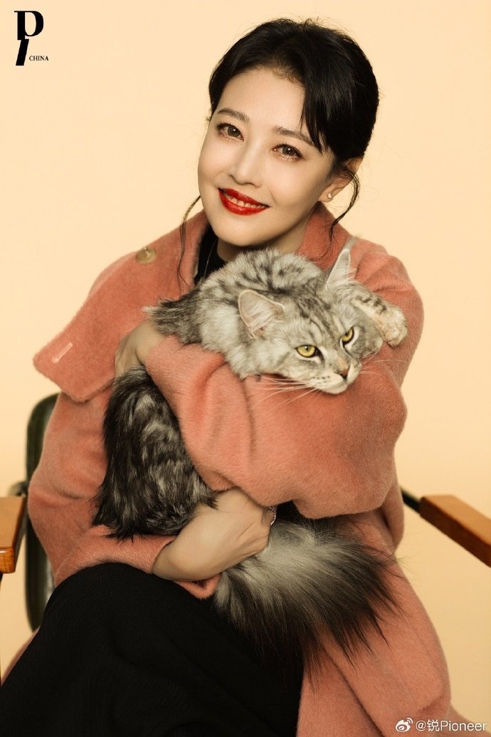 Chau Hai My mat anh 2