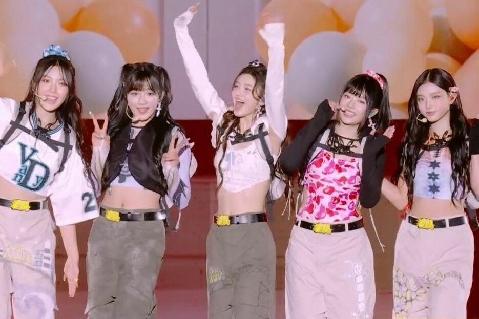 'See tinh' lai vang len o su kien am nhac Han Quoc hinh anh