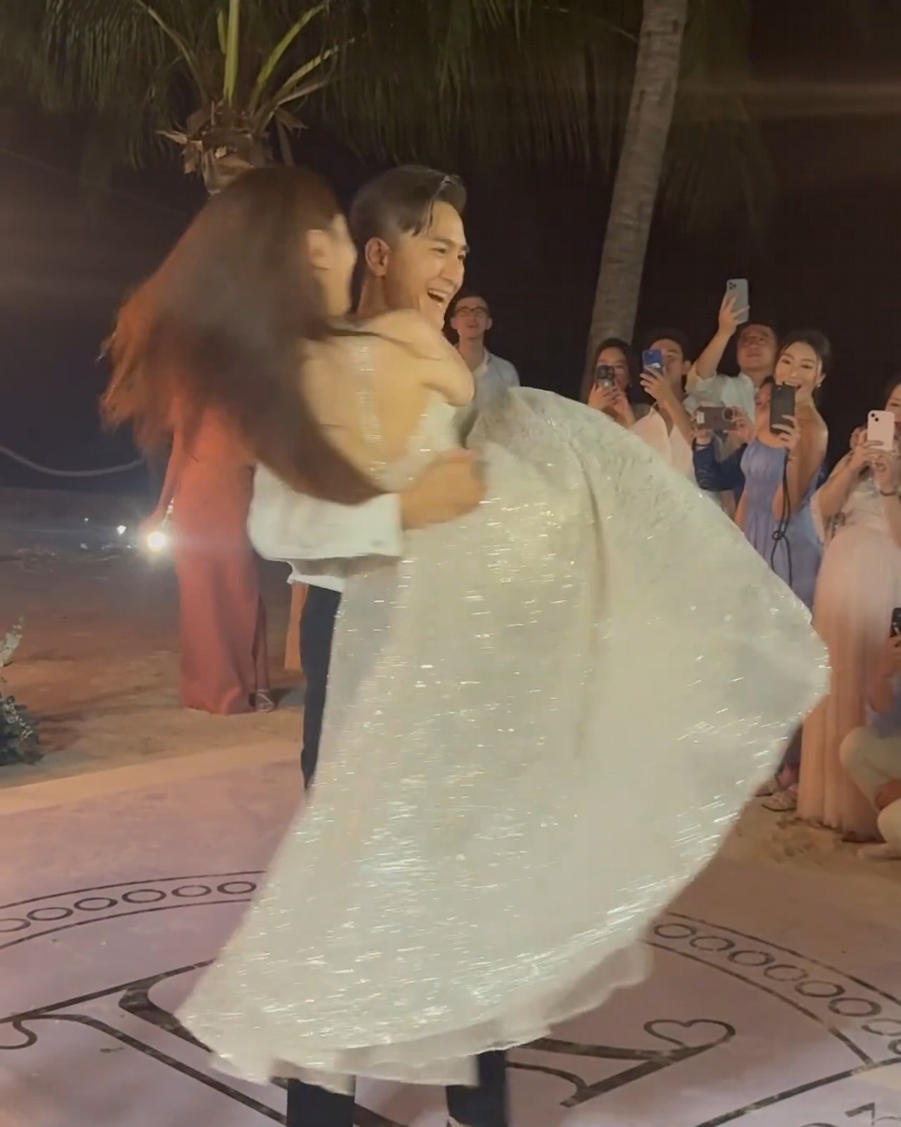 Ma Quoc Minh cuoi anh 3