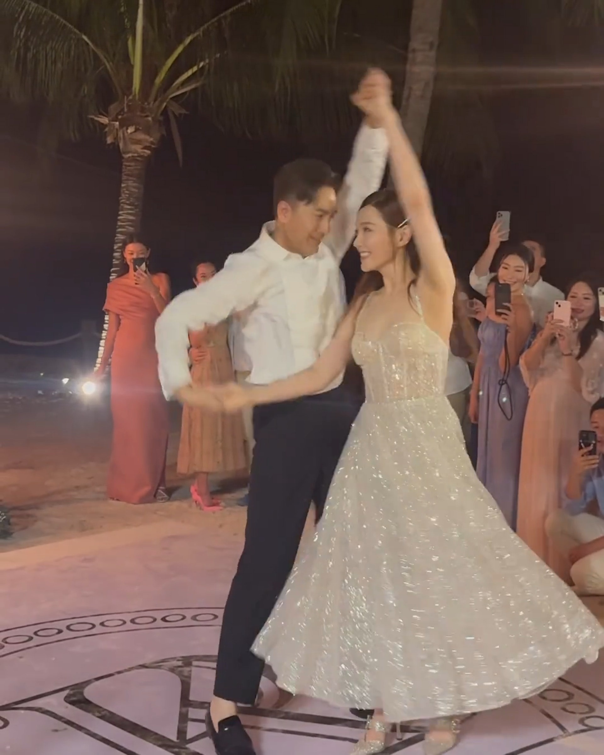 Ma Quoc Minh cuoi anh 2