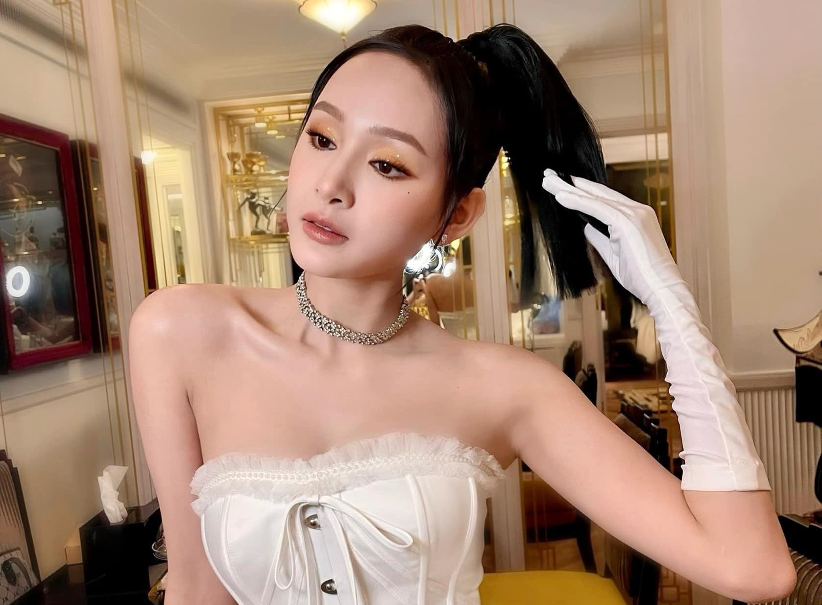 Hien Ho: 'Su ham me vat chat, ngu ngoc khien toi phai tra gia' hinh anh