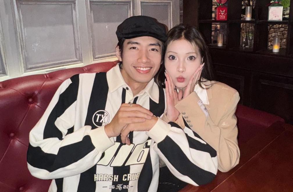 Quang Dang va ban gai nguoi Trung Quoc ky niem 4 nam yeu hinh anh