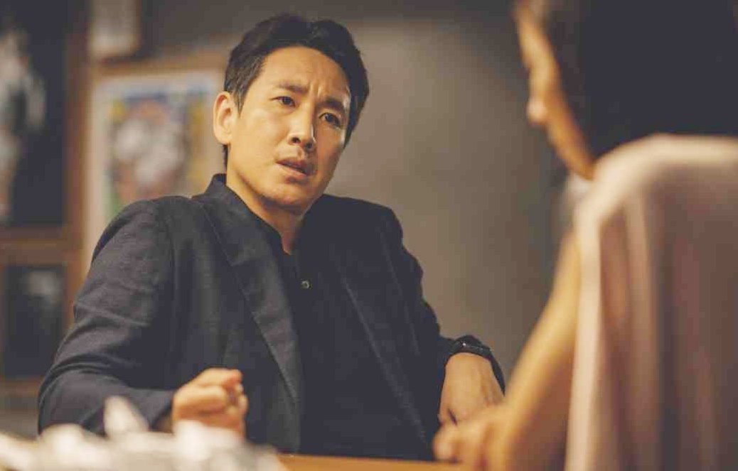 Lee Sun Kyun tu ky tich 'Ky sinh trung' toi cai chet gay soc showbiz hinh anh