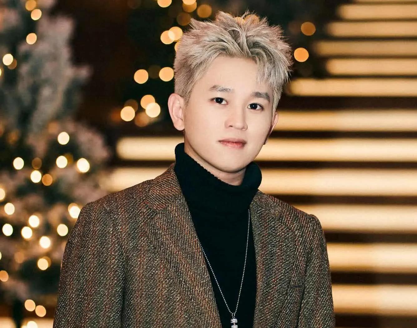 HLV Rap Viet B Ray bi chi trich vi rap phan cam, tru eo nguoi yeu cu hinh anh