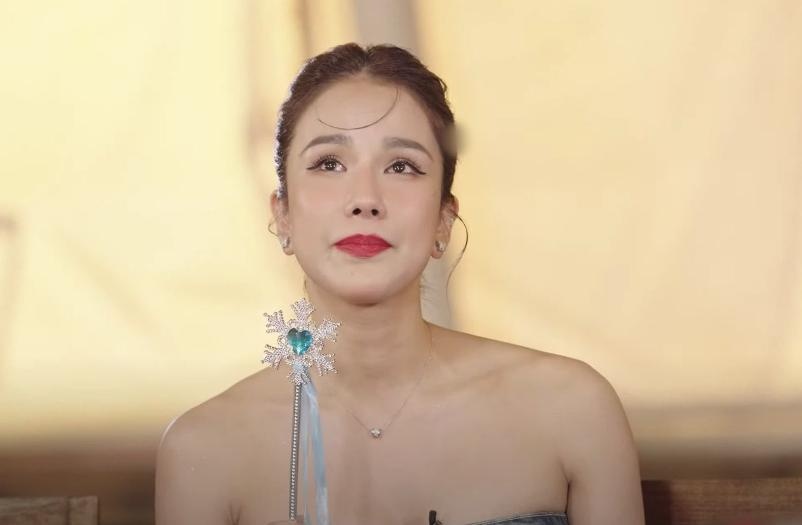 Diep Lam Anh: 'Bi phan boi chua phai ton thuong tot cung' hinh anh