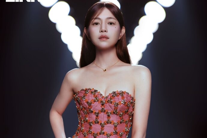 Kho nhan ra 'Tieu Long Nu' Tran Nghien Hy hinh anh