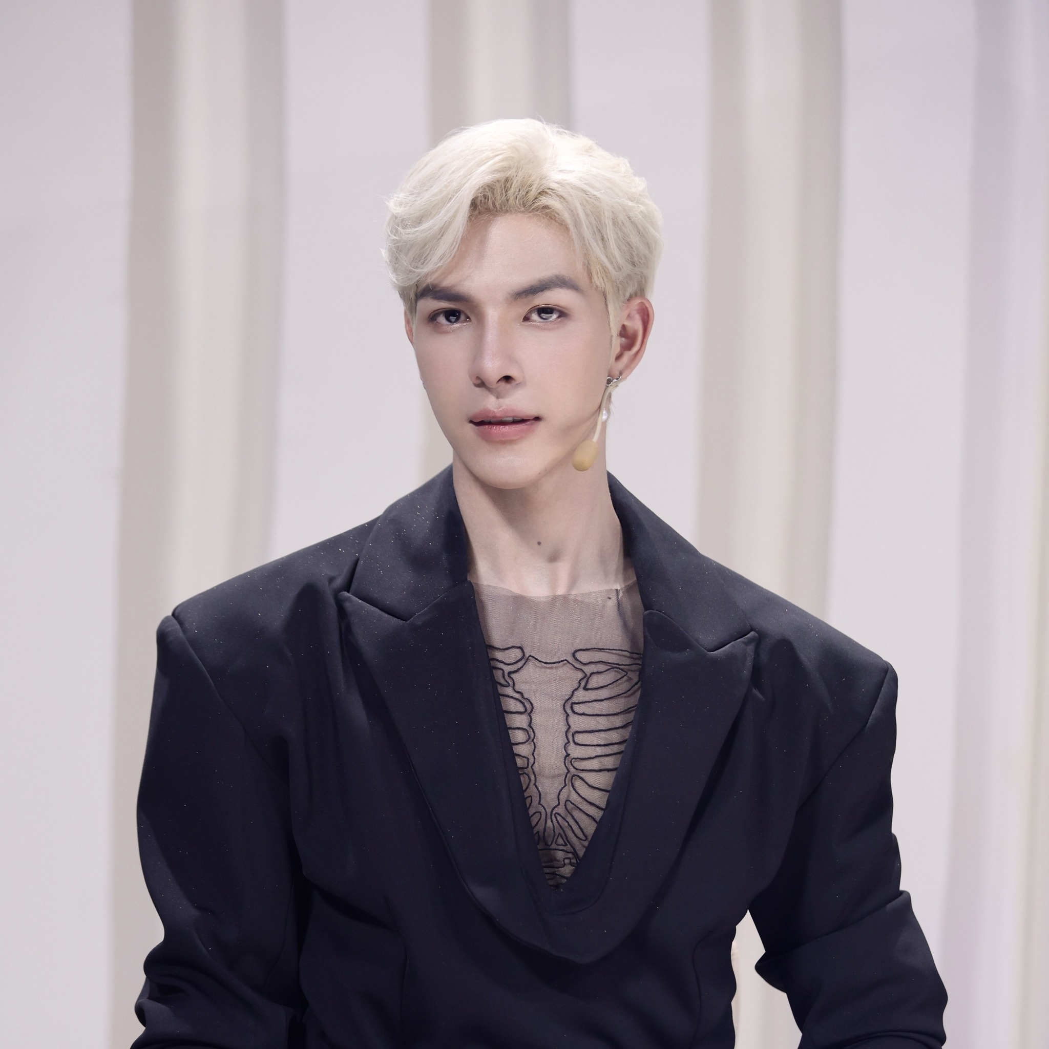 Denis Đặng xin lỗi, Denis Đặng ảnh 1 Denis Dang xin loi, Denis Dang anh 1