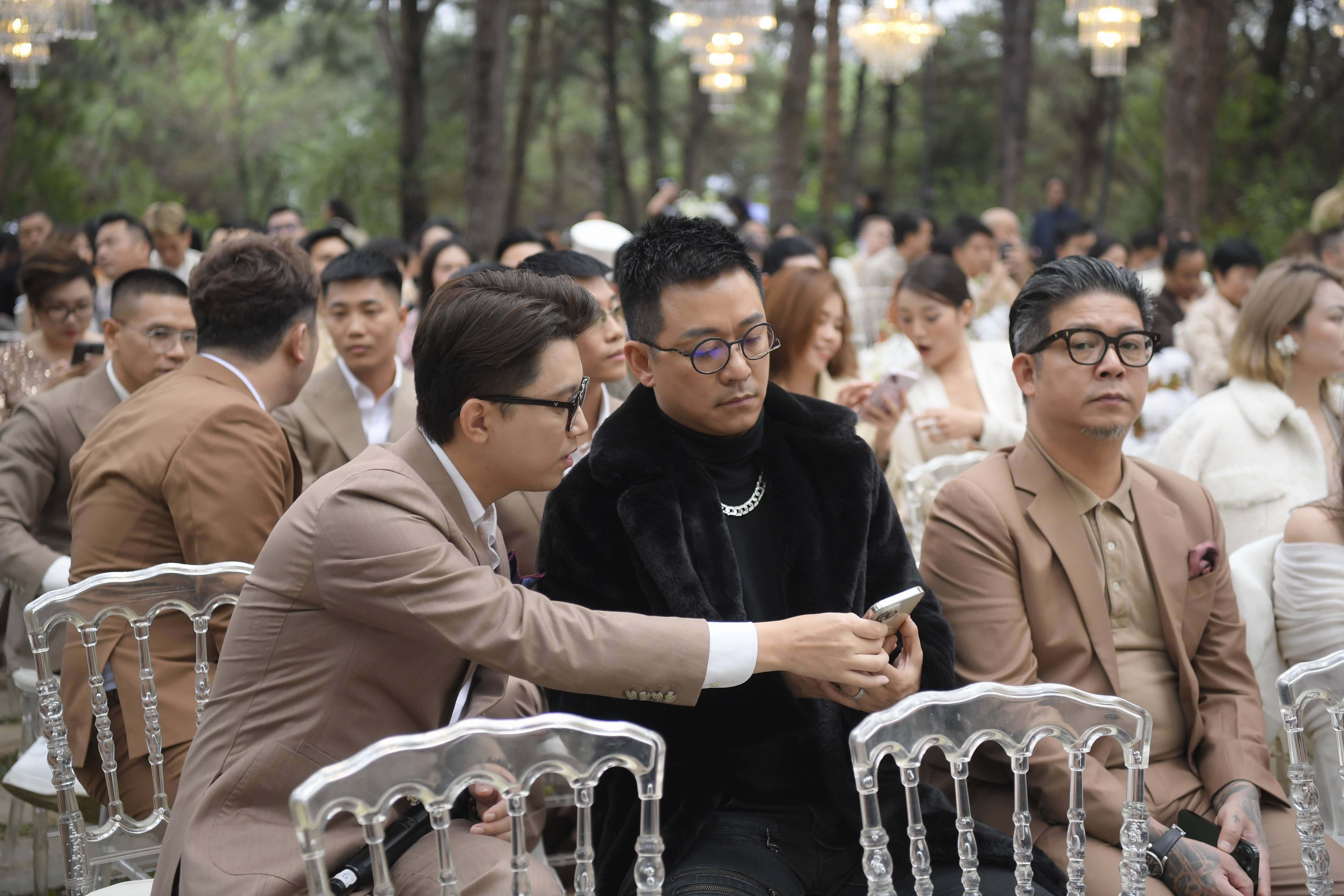 Vu Hanh Nguyen cuoi anh 5