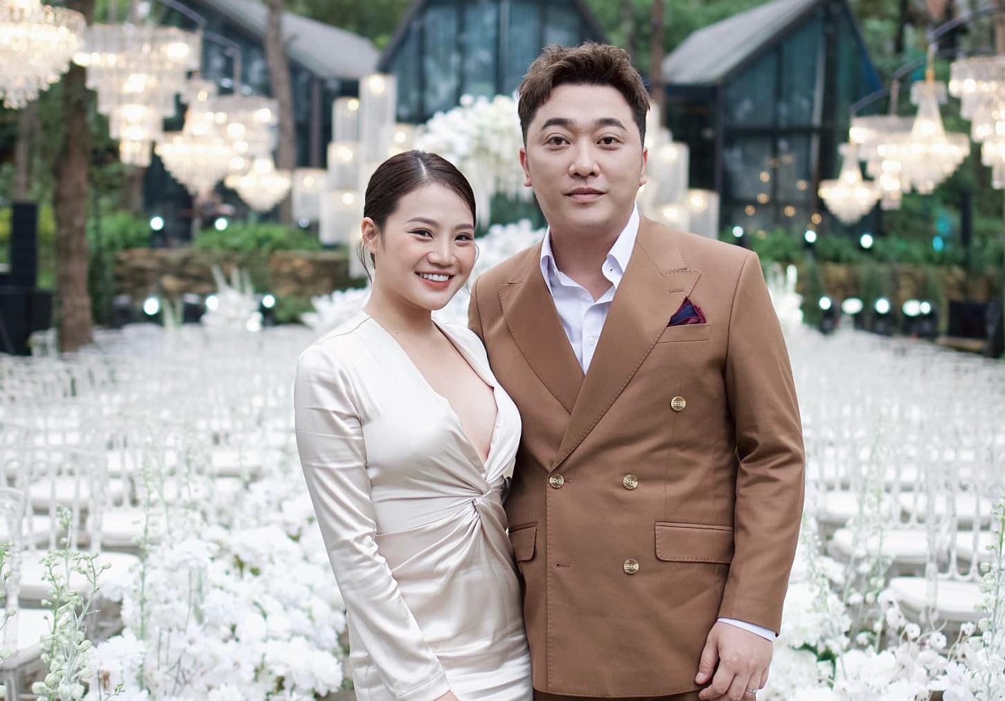 Ca si Yanbi ket hon hinh anh