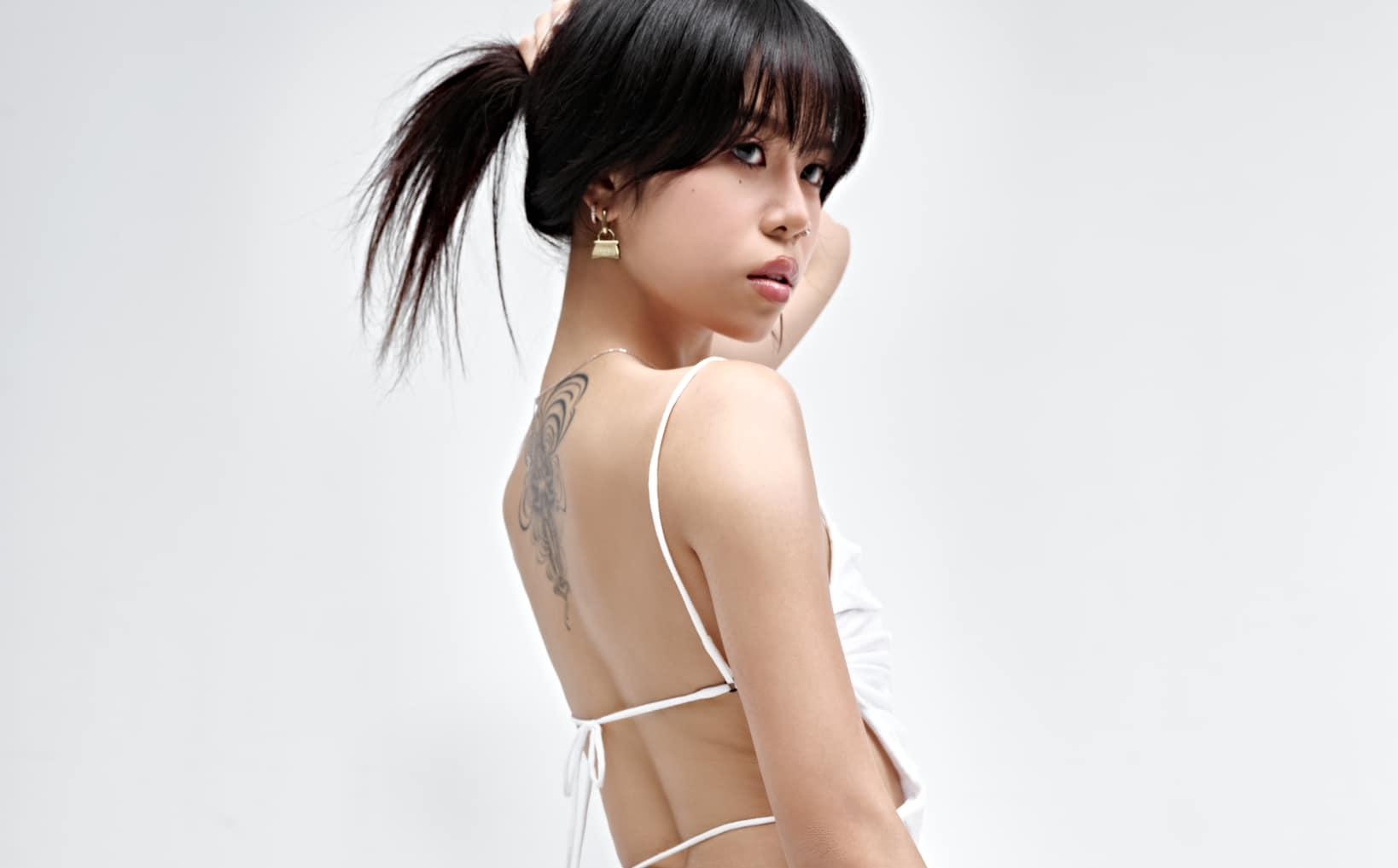 tlinh dang nhieu hinh nhay cam gay tranh cai hinh anh