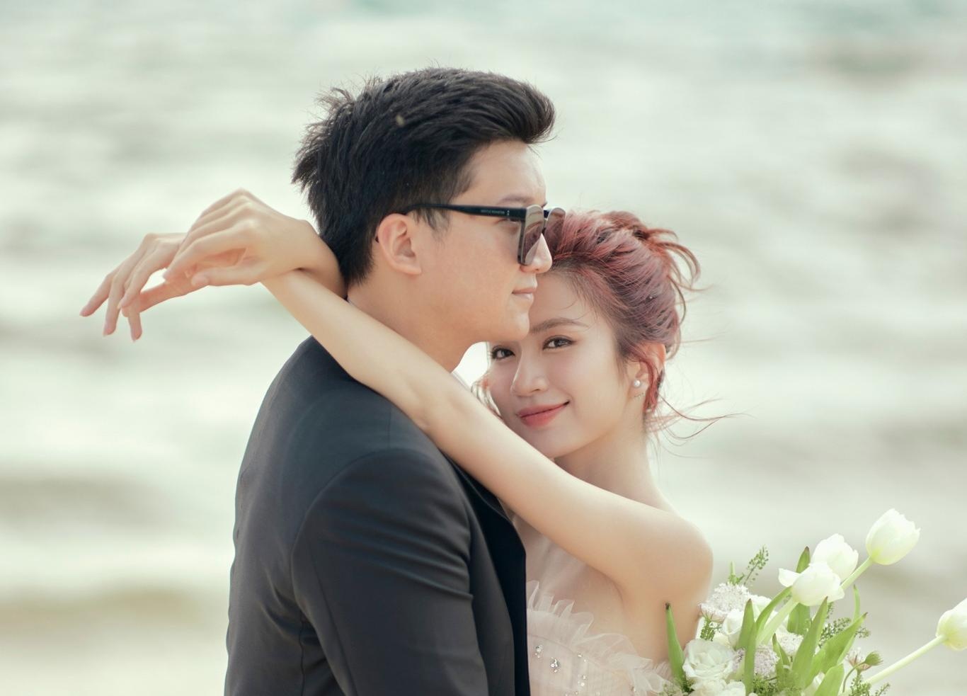 Le cuoi tai que cua dien vien Ngoc Huyen hinh anh