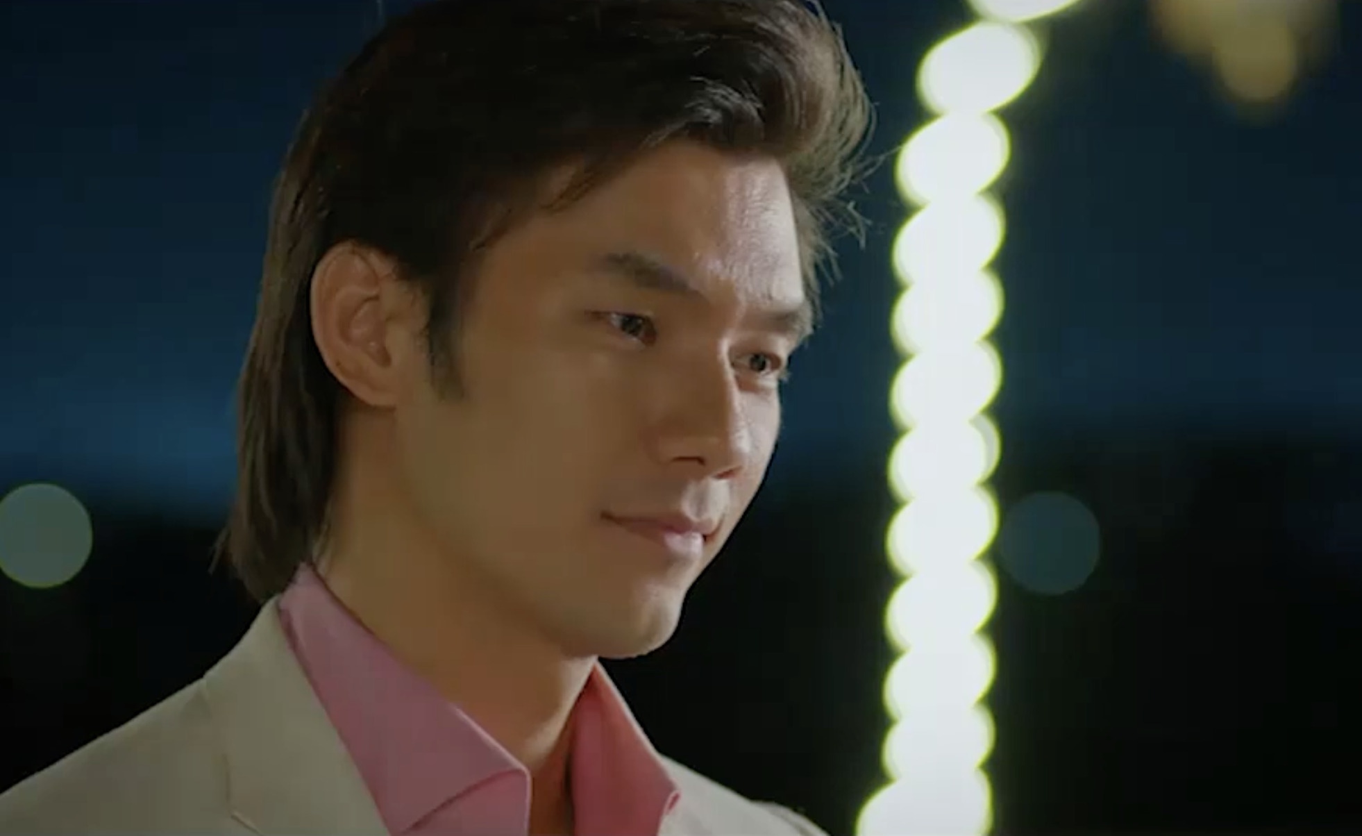 Hoang Thuy Linh anh 1