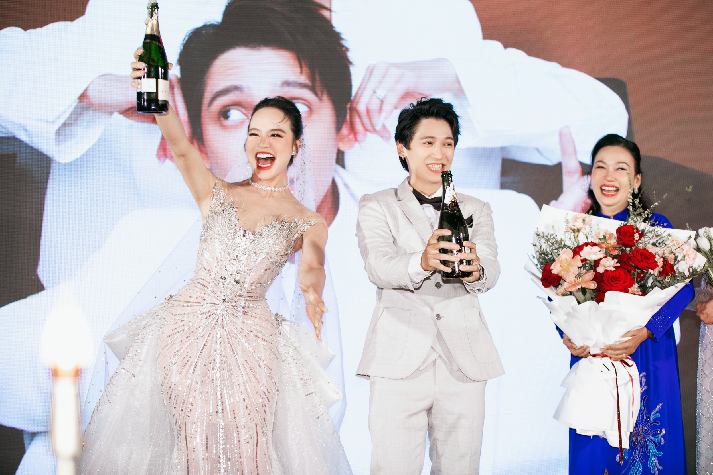 Tronie ngo cuoi anh 9