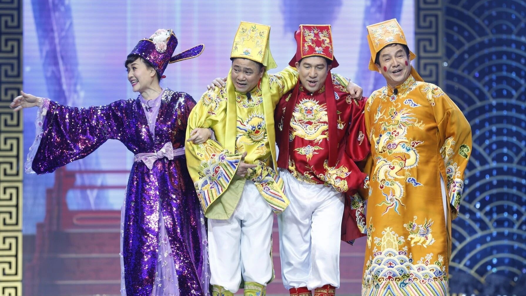 Gia ve Tao Quan o cho den len toi 12 trieu dong mot cap hinh anh