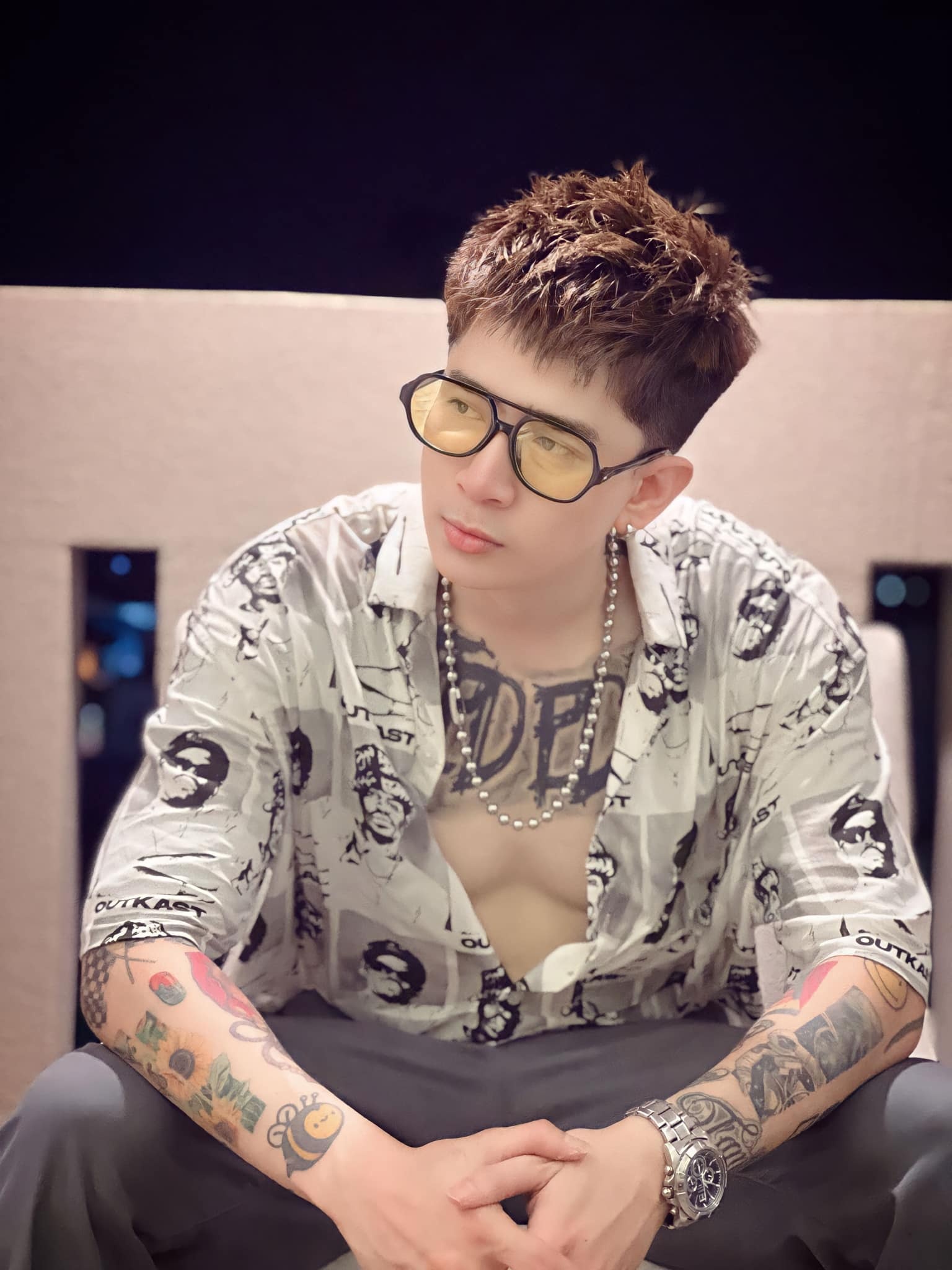 Chi Dan het thoi anh 1