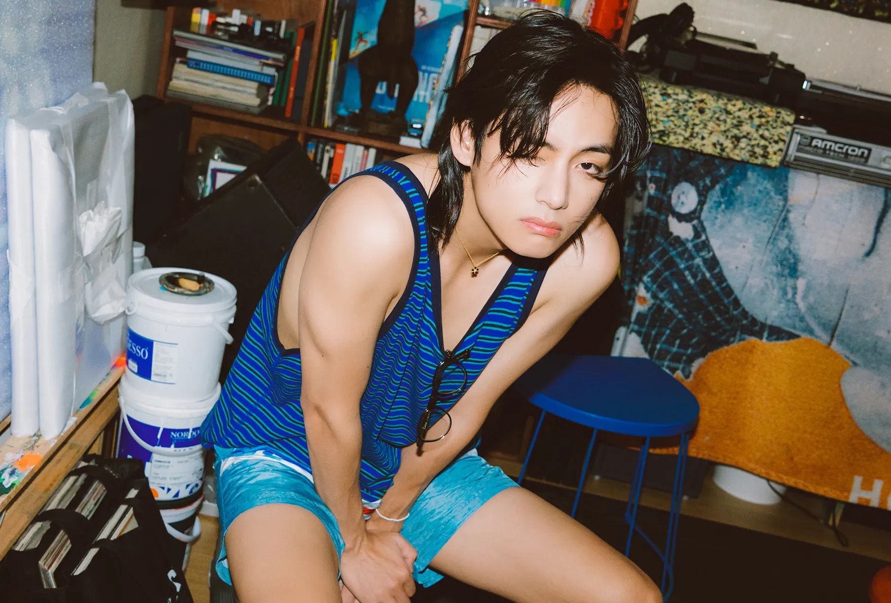 BTS bat chap khung hoang hinh anh