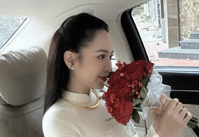 Dien vien Kim Oanh to chuc le cuoi hinh anh