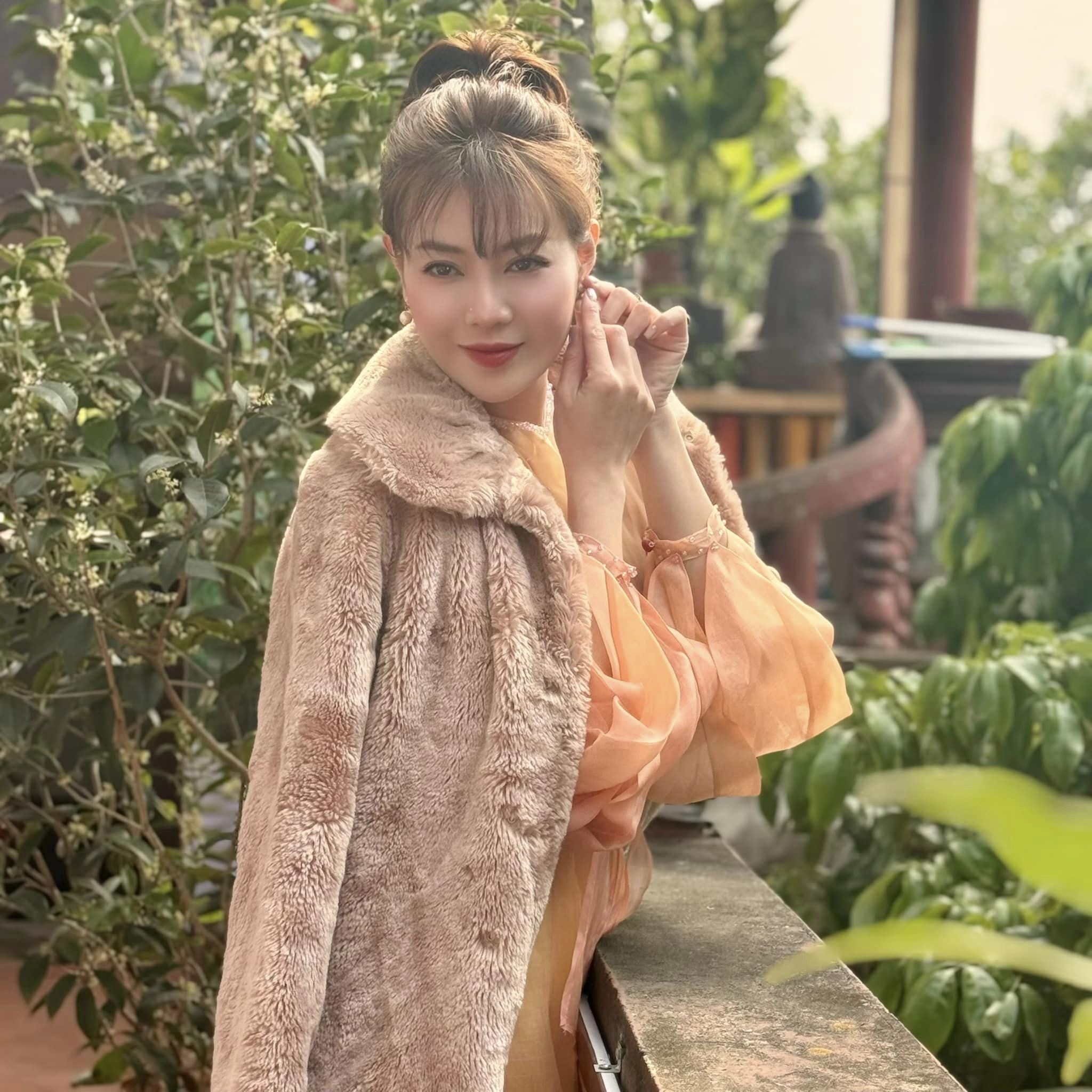 Thanh Huong ly hon anh 5