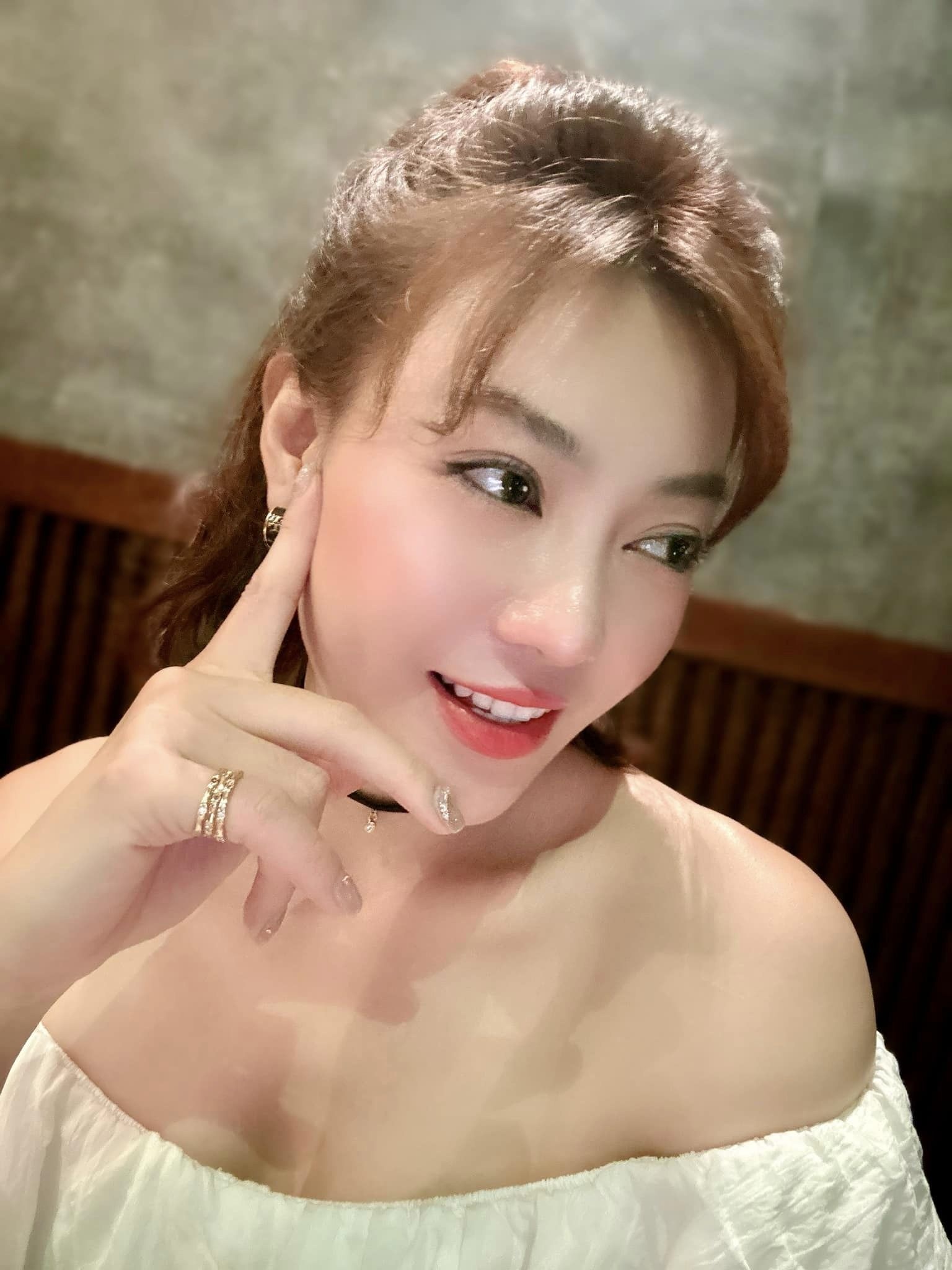 Thanh Huong ly hon anh 2