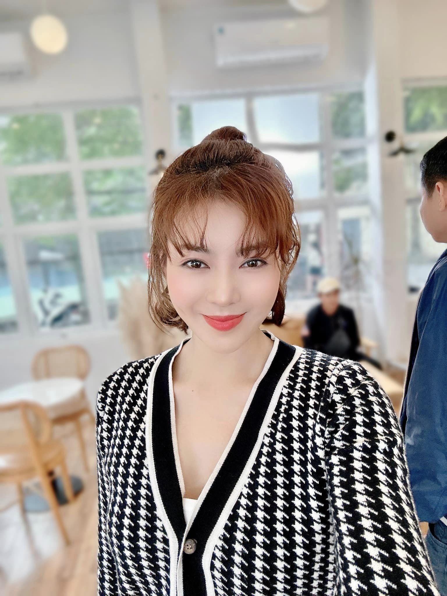 Thanh Huong ly hon anh 1