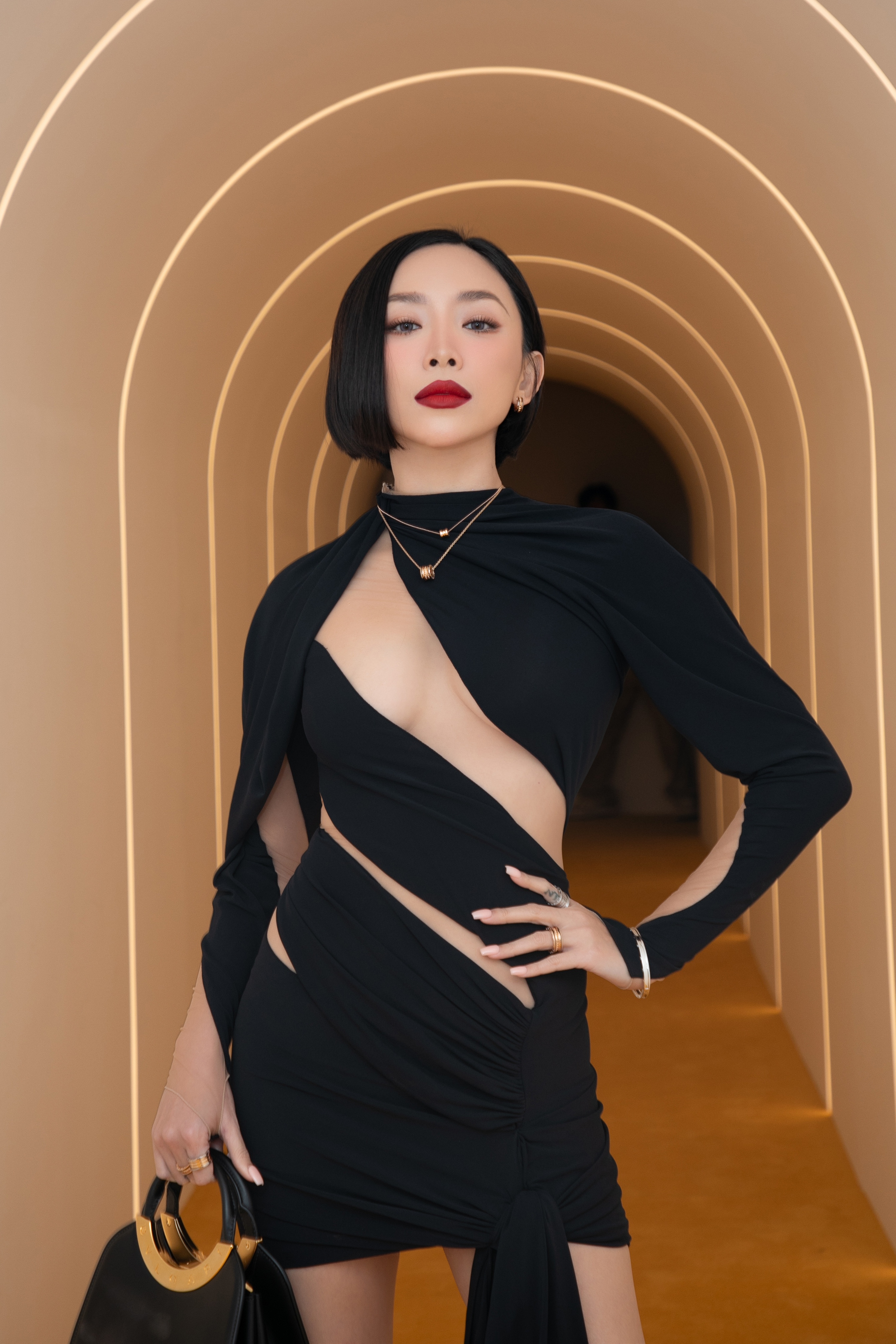 Toc Tien va Lisa anh 2