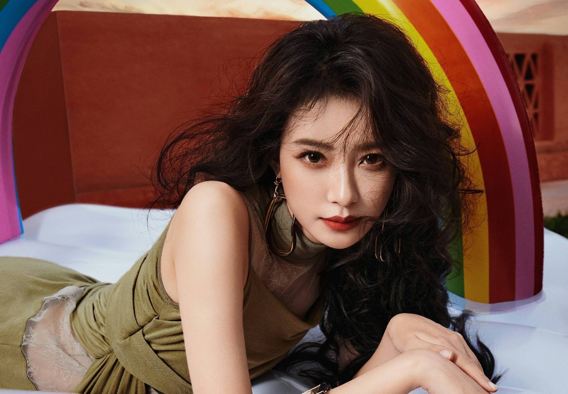 Ton Di sup do hinh tuong vi ban trai kem 7 tuoi hinh anh