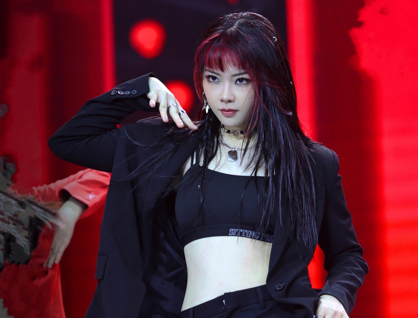 Ca si Viet 18 tuoi bi loai o cuoc thi am nhac Trung Quoc hinh anh