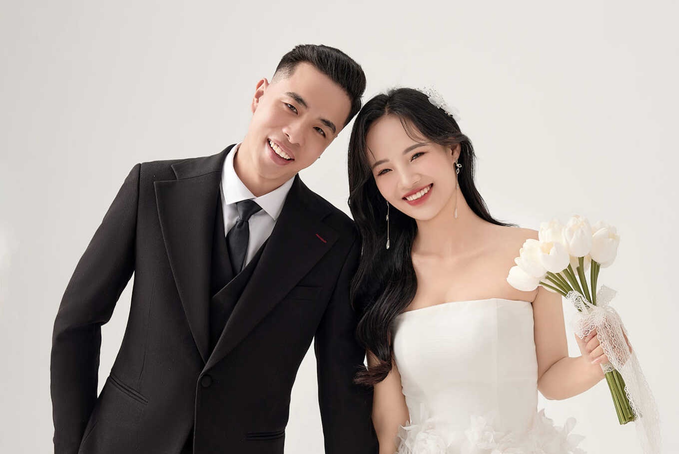 Hoang Anh Rap Viet to chuc le cuoi hinh anh