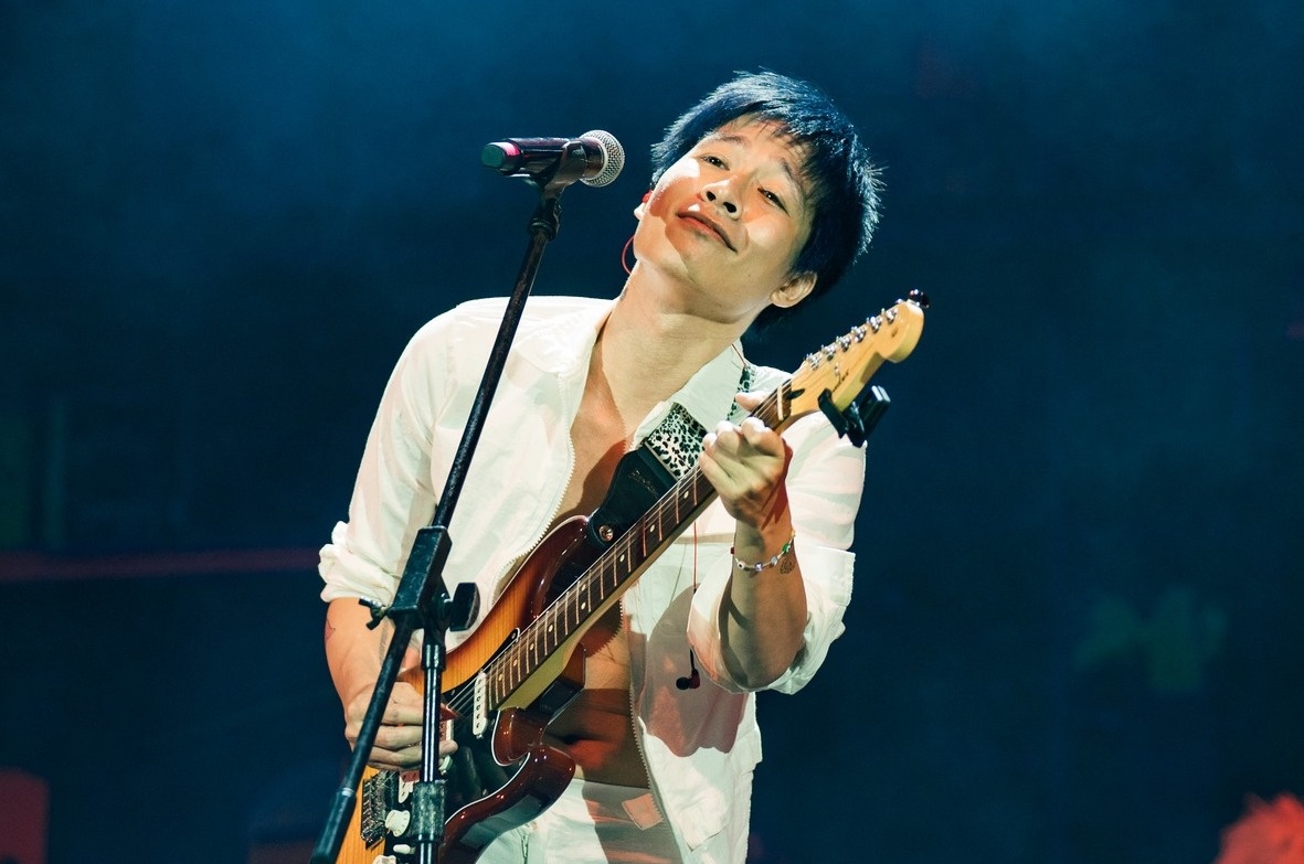 Ban to chuc dem nhac hoan tra tien ve sau vu Ngot huy show hinh anh