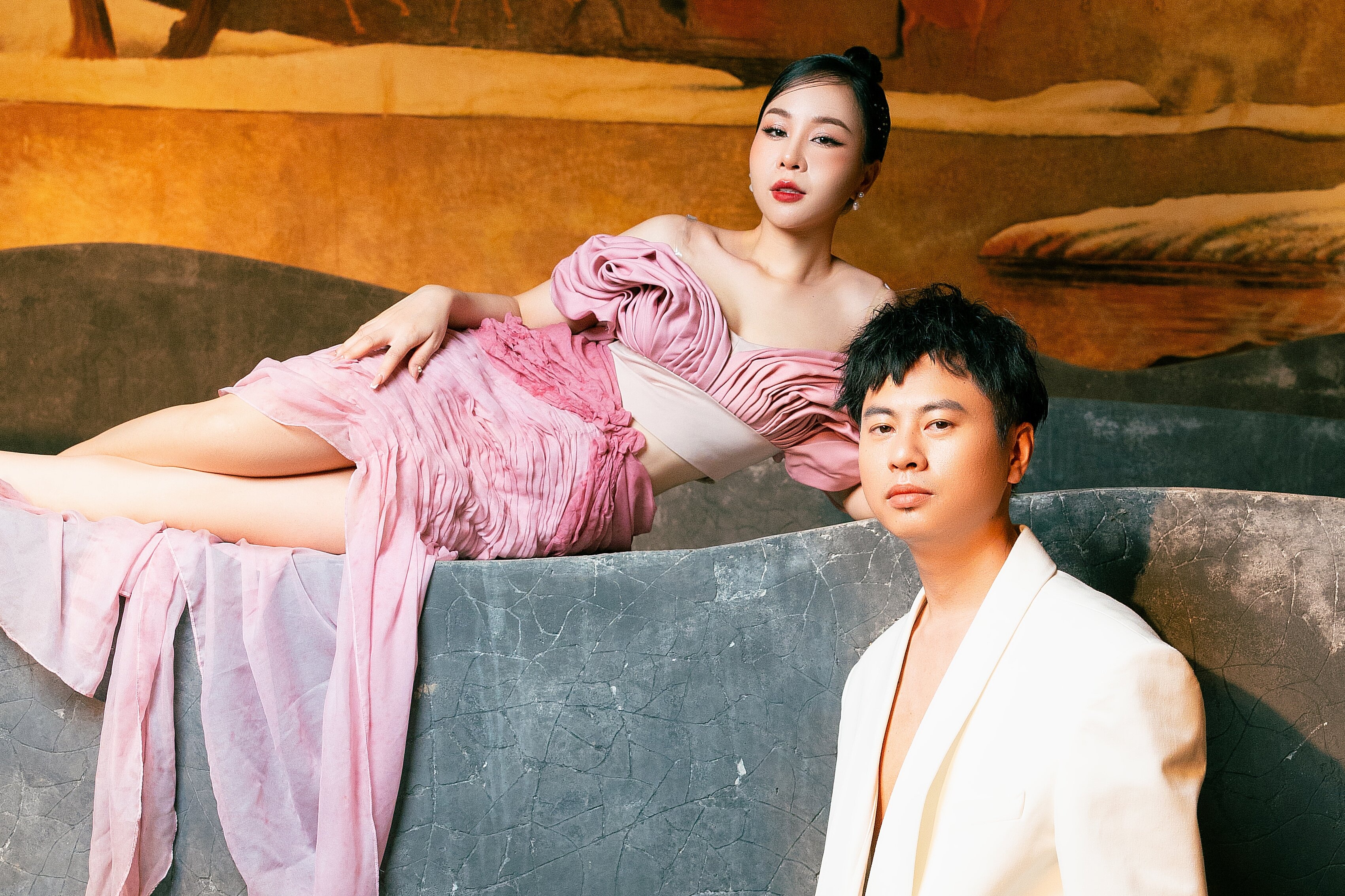 Duong Cam: 'Co nguoi duoc goi la producer nhung khong biet doc nhac' hinh anh