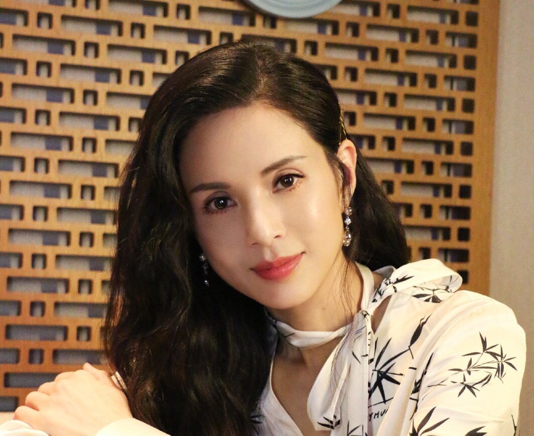 Thoi ky den toi cua 'Tieu Long Nu' Ly Nhuoc Dong hinh anh