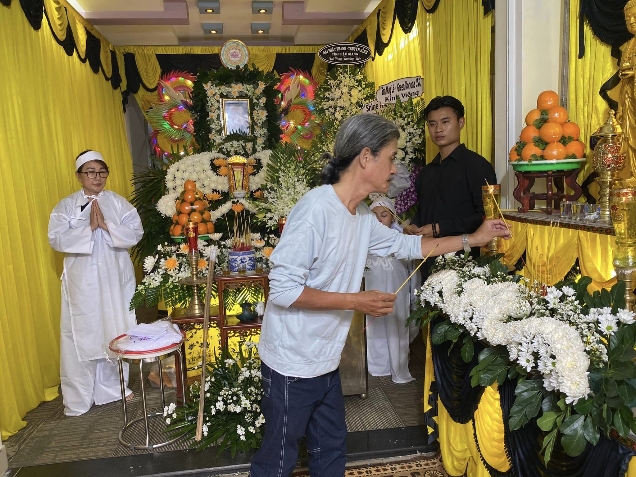 Lê Hữu Thủy ảnh 1 Le Huu Thuy anh 1