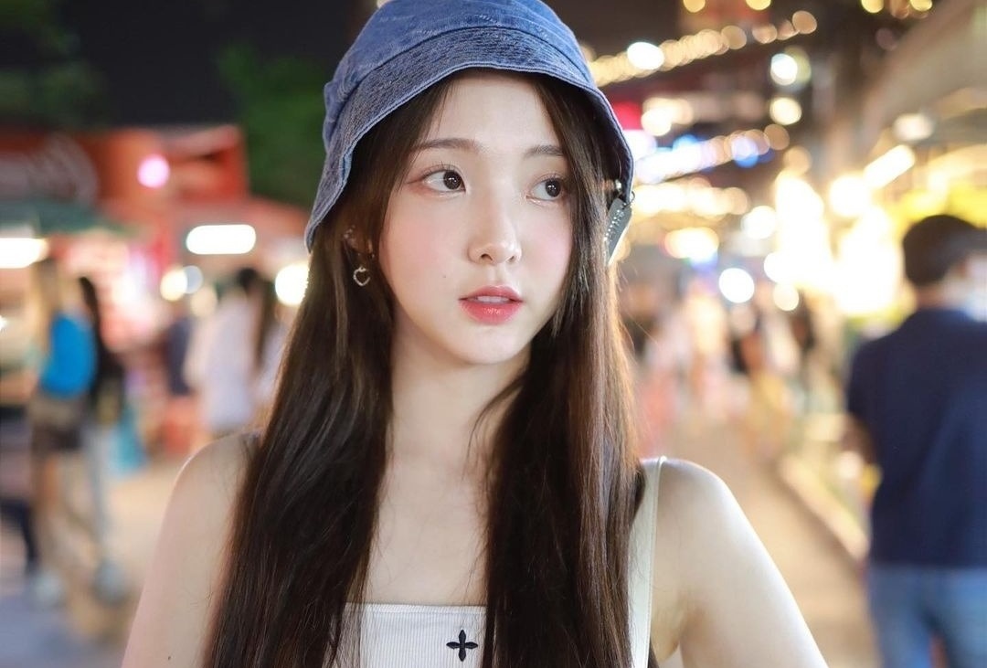 Sac voc ban gai cua nam than Thai Lan Bright hinh anh