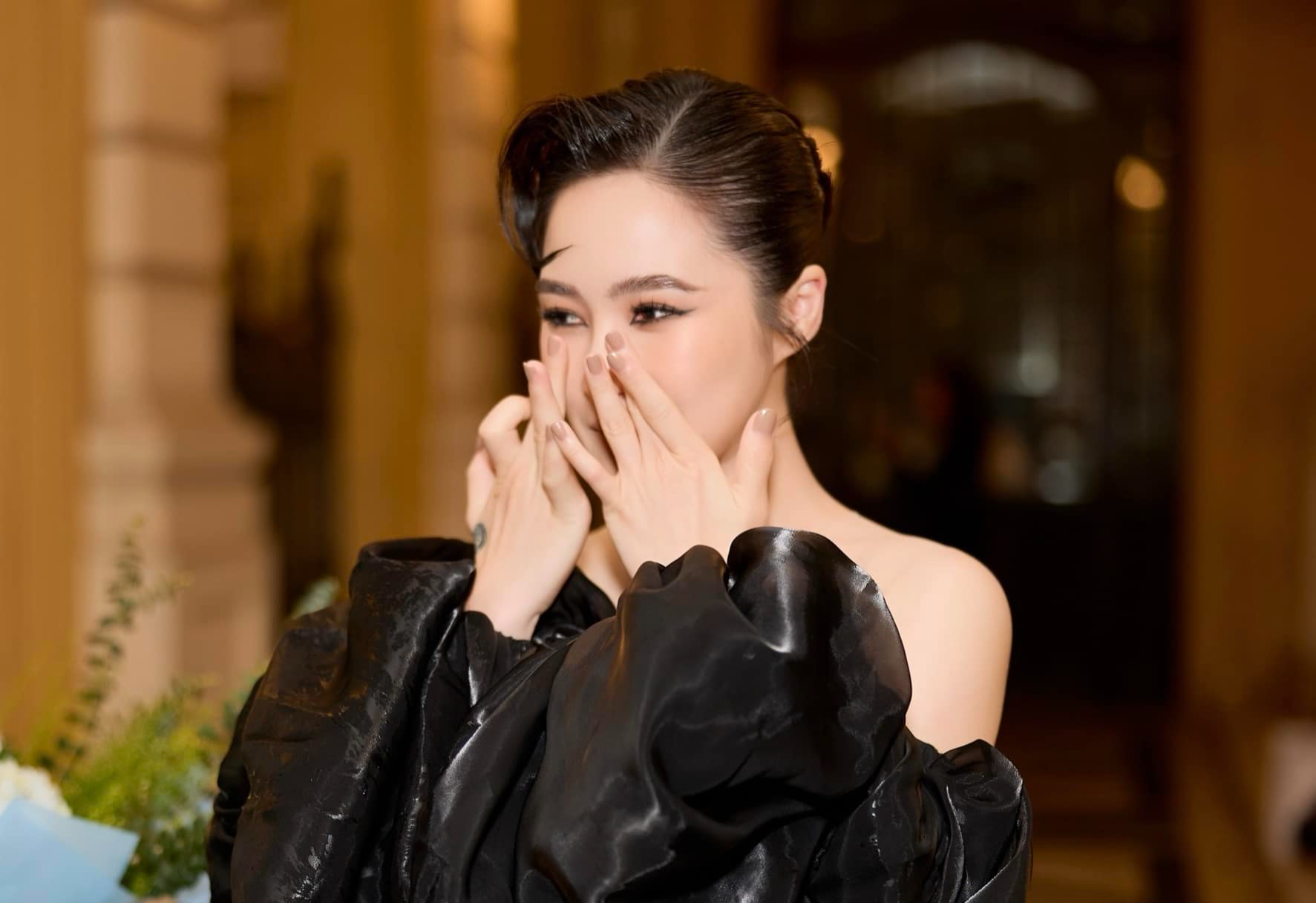 Huong giai quyet sau khi dem nhac 'Em gai mua' bi huy hinh anh