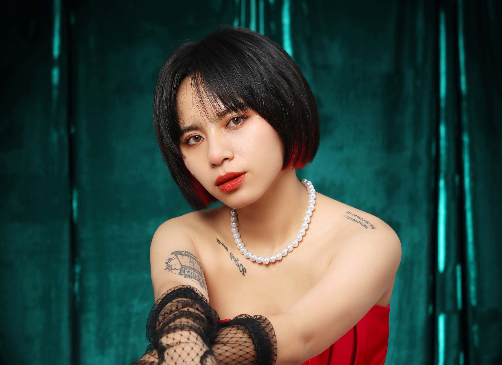 Ngoc Phuoc xin loi hinh anh