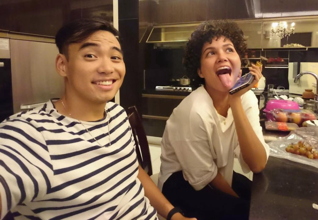 Ban trai ky niem 6 nam ben H'Hen Nie hinh anh